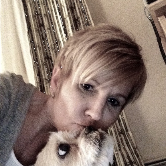 Meet your Posher, Susan - Picture 3 of 8